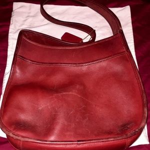 Vintage Coach leather red handbag WITH accessories
